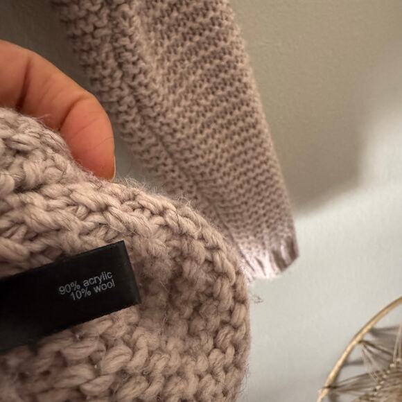 Wool Blend The Limited Blush Pink Cableknit Fisherman ChunkyKnit Neck Sweater XS - Picture 7 of 8